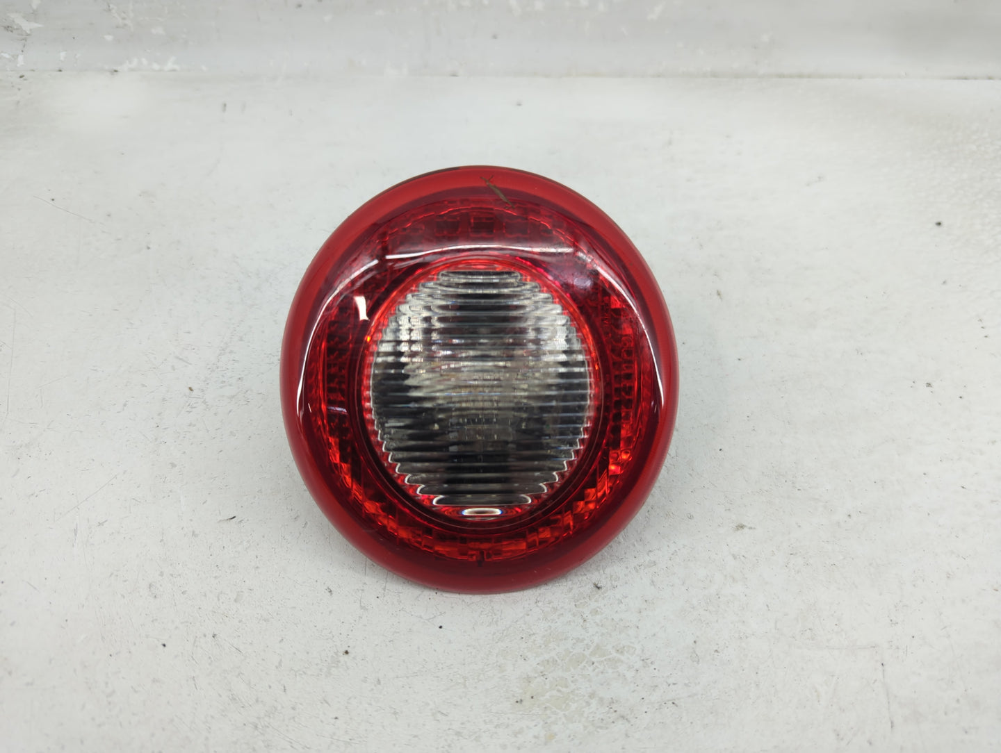 2006-2011 Chevrolet Hhr Tail Light Assembly Driver Left OEM P/N:16532493 A Fits Fits 2006 2007 2008 2009 2010 2011 OEM Used 