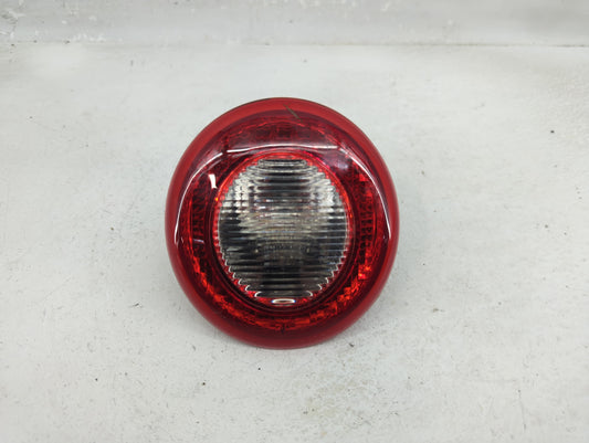 2006-2011 Chevrolet Hhr Tail Light Assembly Driver Left OEM P/N:16532493 A Fits Fits 2006 2007 2008 2009 2010 2011 OEM Used 