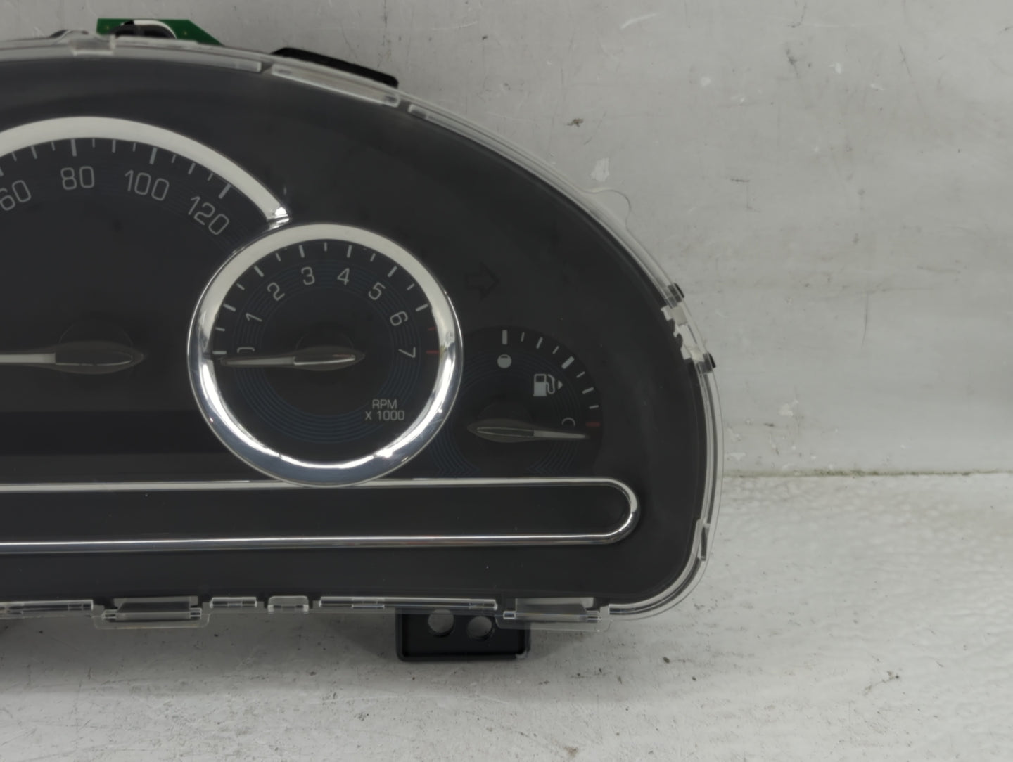 2008-2011 Chevrolet Hhr Instrument Cluster Speedometer Gauges P/N:1158125 Fits Fits 2008 2009 2010 2011 OEM Used Auto Parts 