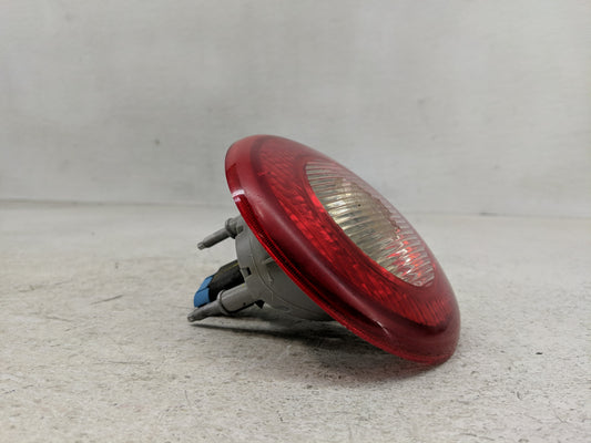 2006-2011 Chevrolet Hhr Tail Light Assembly Passenger Right OEM P/N:15875484 Fits Fits 2006 2007 2008 2009 2010 2011 OEM Used Auto Parts