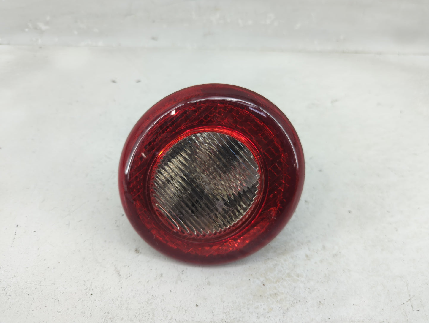 2006-2011 Chevrolet Hhr Tail Light Assembly Driver Left OEM P/N:15875406 A11 Fits Fits 2006 2007 2008 2009 2010 2011 OEM Use