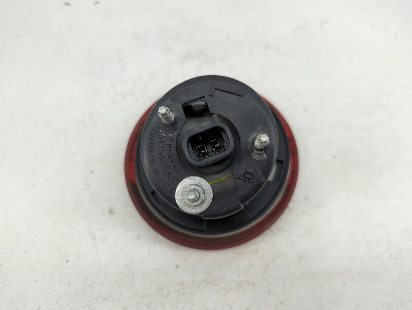 2006-2011 Chevrolet Hhr Tail Light Assembly Driver Left OEM P/N:15875406 A11 Fits Fits 2006 2007 2008 2009 2010 2011 OEM Use
