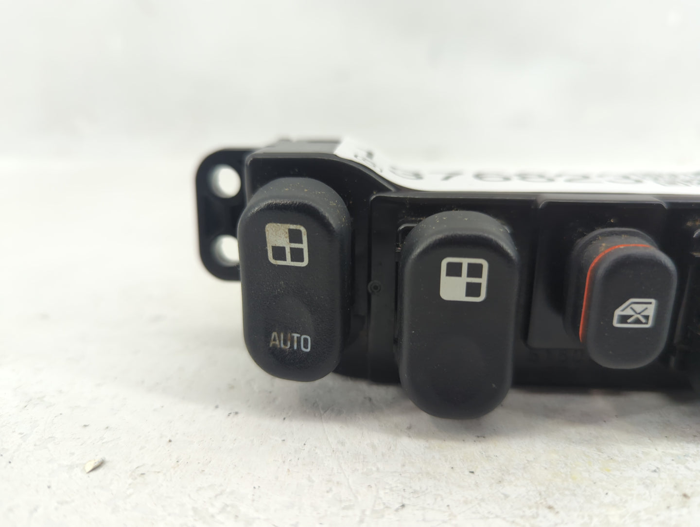 2008 Chevrolet Hhr Climate Control Module Temperature AC/Heater Replacement Fits OEM Used Auto Parts - Oemusedautoparts1.com