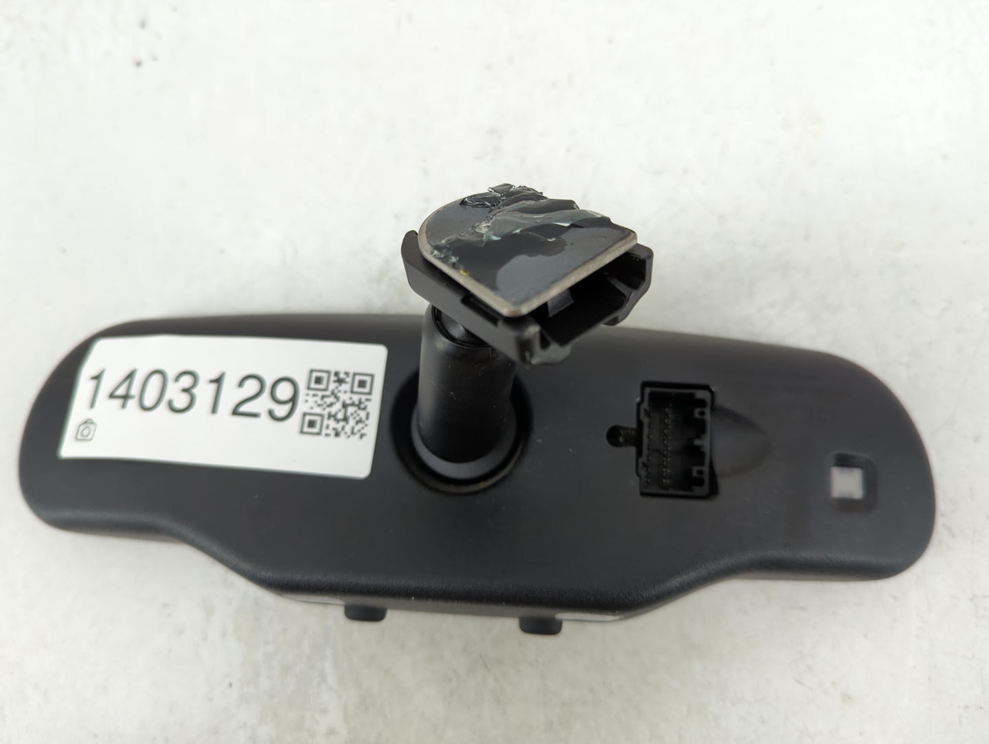 2007-2008 Chevrolet Hhr Interior Rear View Mirror Replacement OEM P/N:25812209 Fits Fits 2007 2008 OEM Used Auto Parts - Oem
