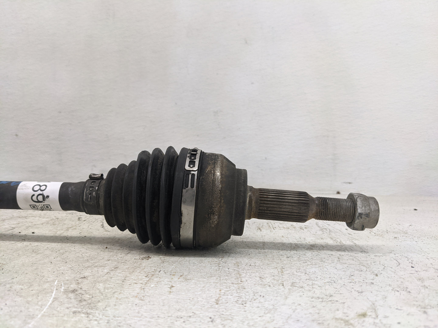 2006-2011 Chevrolet Hhr Axle Shaft Front Driver Cv C/v - Oemusedautoparts1.com
