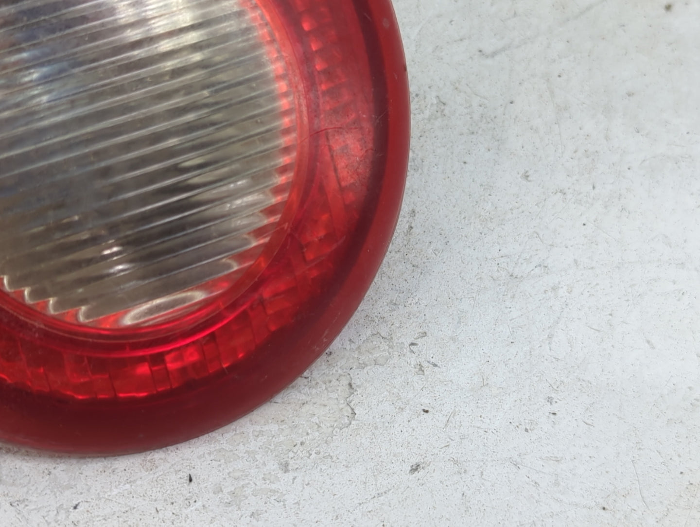 2006-2011 Chevrolet Hhr Tail Light Assembly Driver Left OEM Fits Fits 2006 2007 2008 2009 2010 2011 OEM Used Auto Parts - Oe