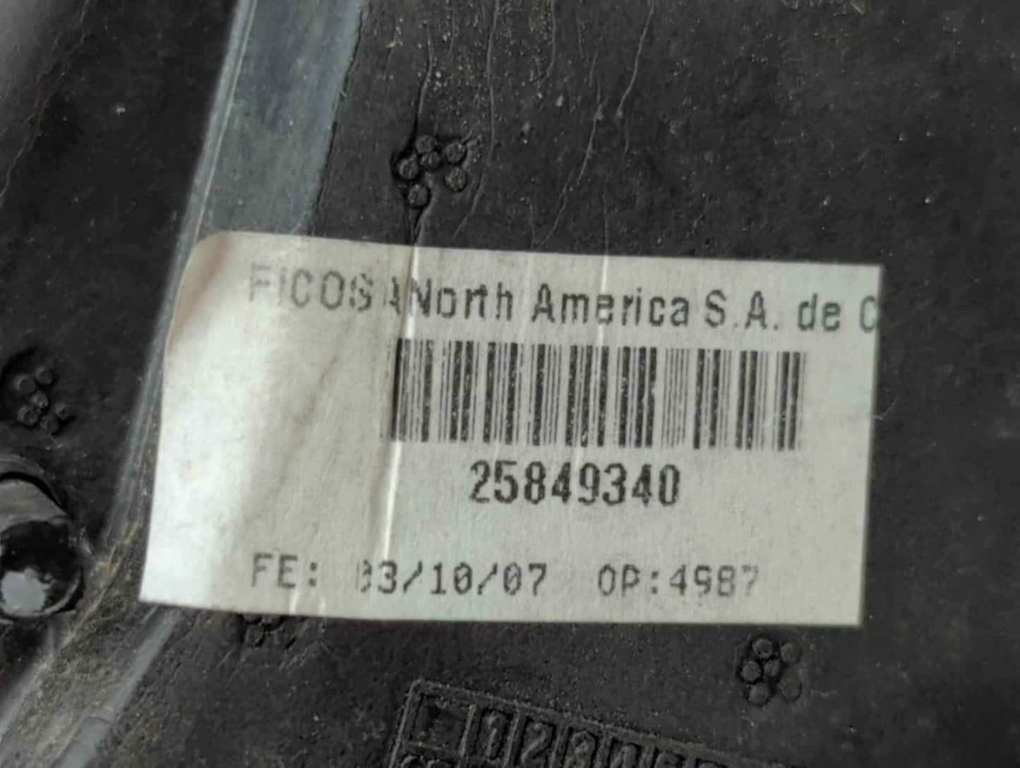 2007-2011 Chevrolet Hhr Driver Side View Mirror - Left Door Mirror OEM Used - Oemusedautoparts1.com