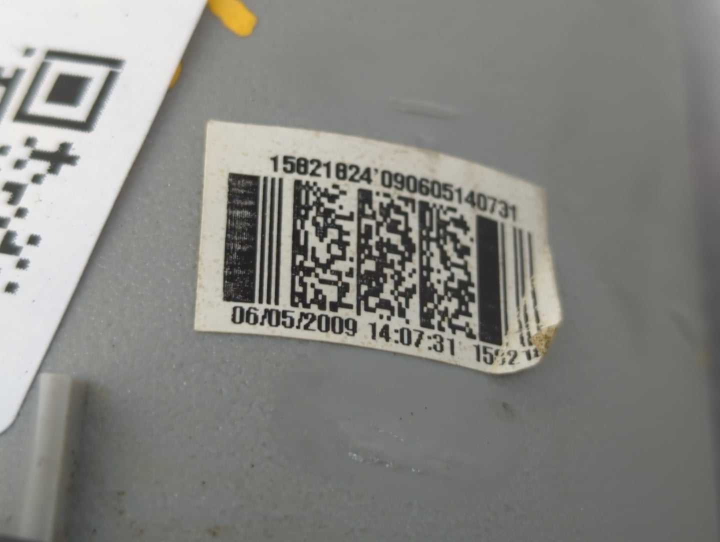 2006-2011 Chevrolet Hhr Tail Light Assembly Passenger Right OEM P/N:15875484 25863812 Fits Fits 2006 2007 2008 2009 2010 201