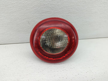 2006-2011 Chevrolet Hhr Tail Light Assembly Passenger Right OEM P/N:15875484 25863812 Fits Fits 2006 2007 2008 2009 2010 201