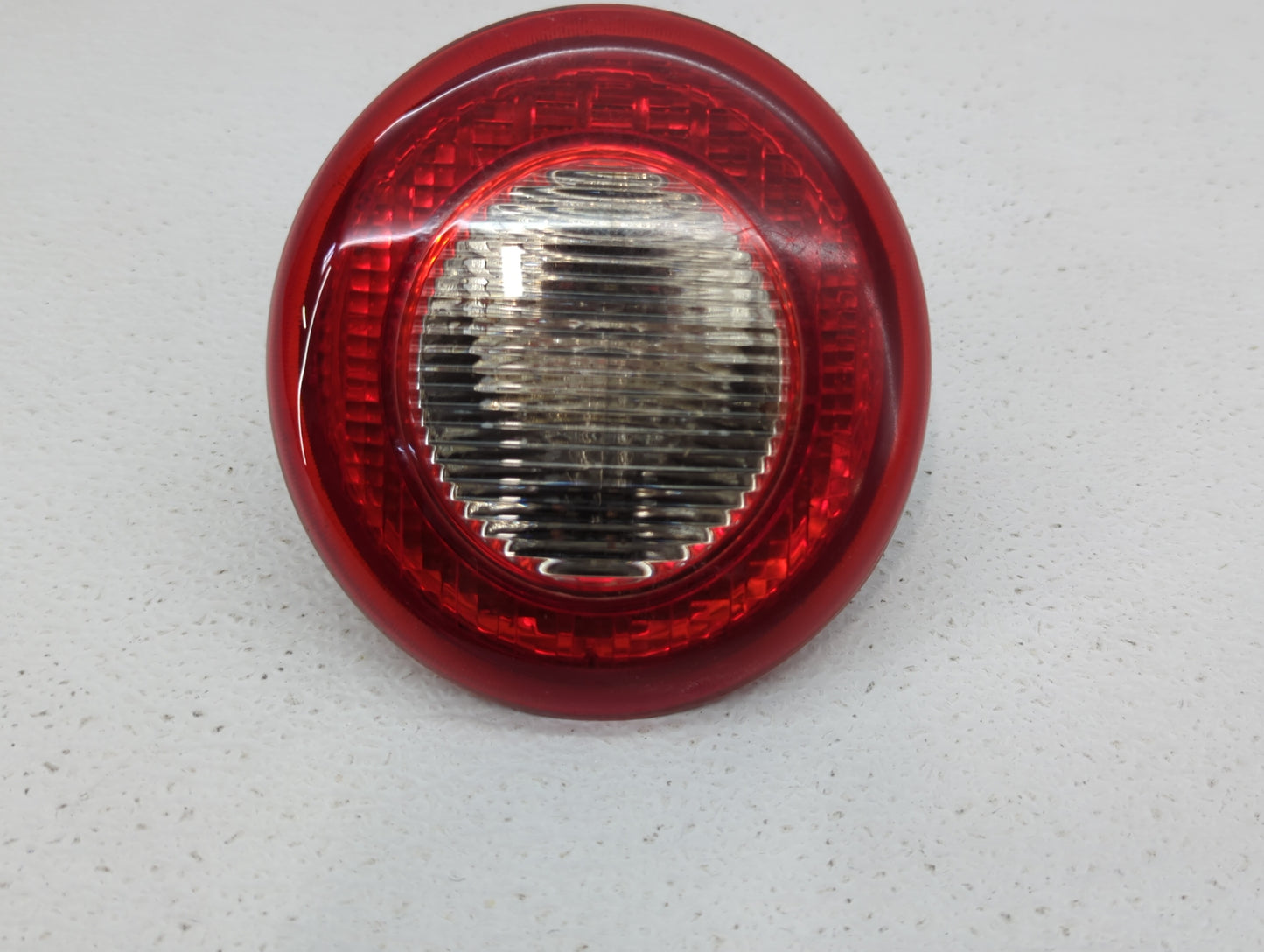 2006-2011 Chevrolet Hhr Tail Light Assembly Passenger Right OEM P/N:15875485 25823015 Fits Fits 2006 2007 2008 2009 2010 201