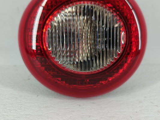 2006-2011 Chevrolet Hhr Tail Light Assembly Driver Left OEM P/N:1582182 16532493 Fits Fits 2006 2007 2008 2009 2010 2011 OEM Used Auto Parts
