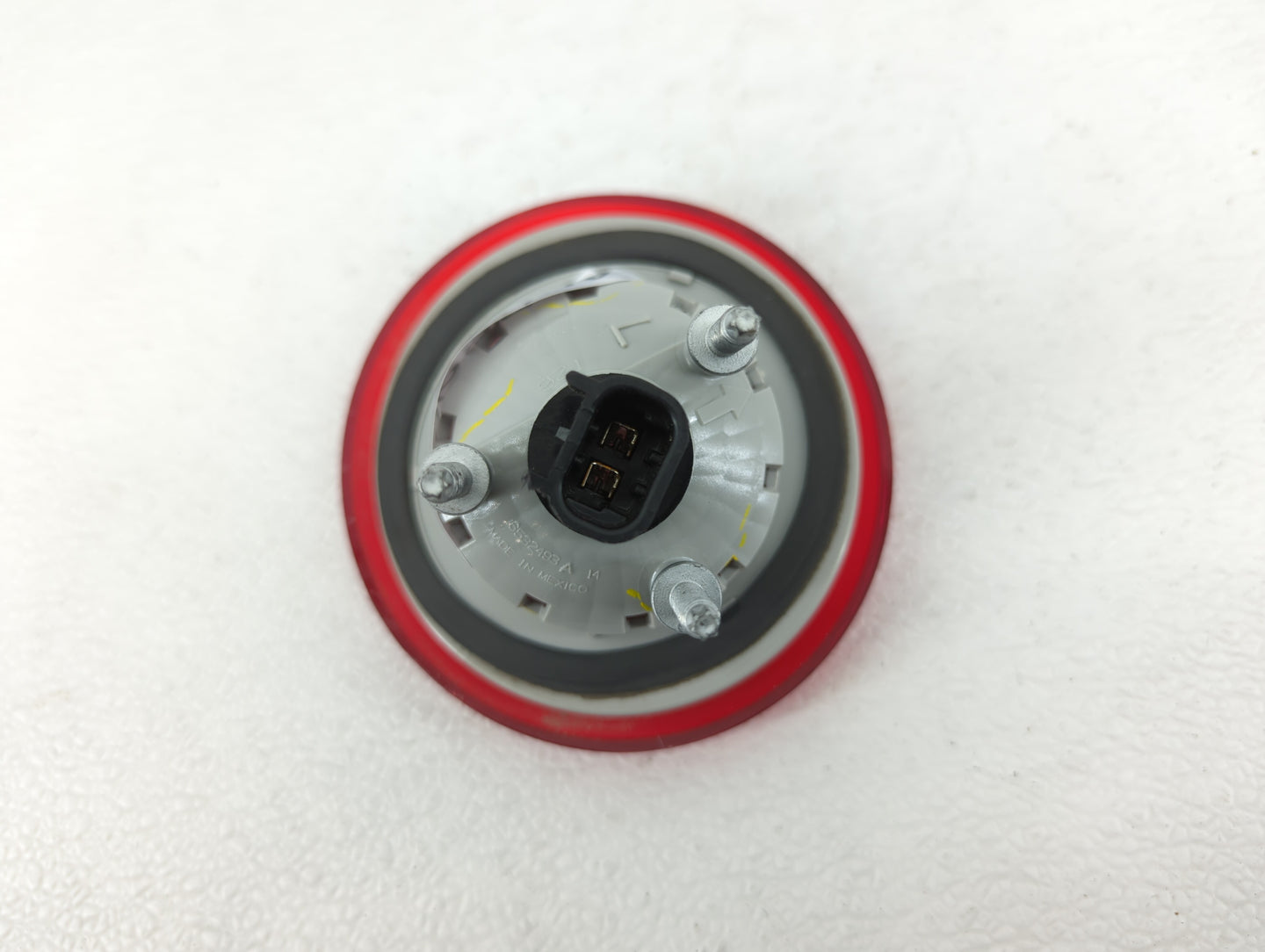 2006-2011 Chevrolet Hhr Tail Light Assembly Driver Left OEM P/N:1582182 16532493 Fits Fits 2006 2007 2008 2009 2010 2011 OEM