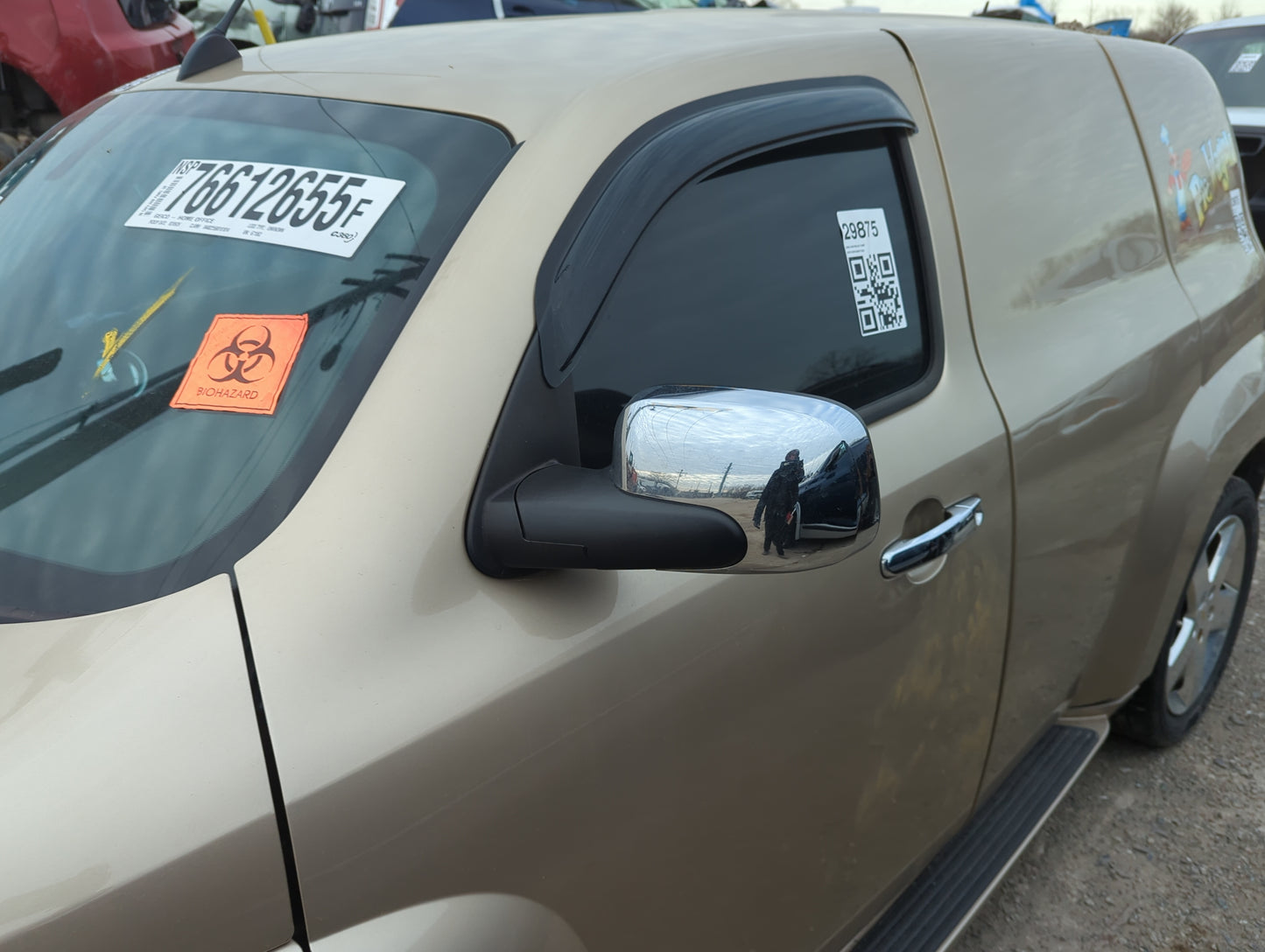 2007-2011 Chevrolet Hhr Driver Side View Mirror - Left Door Mirror OEM Used - Oemusedautoparts1.com