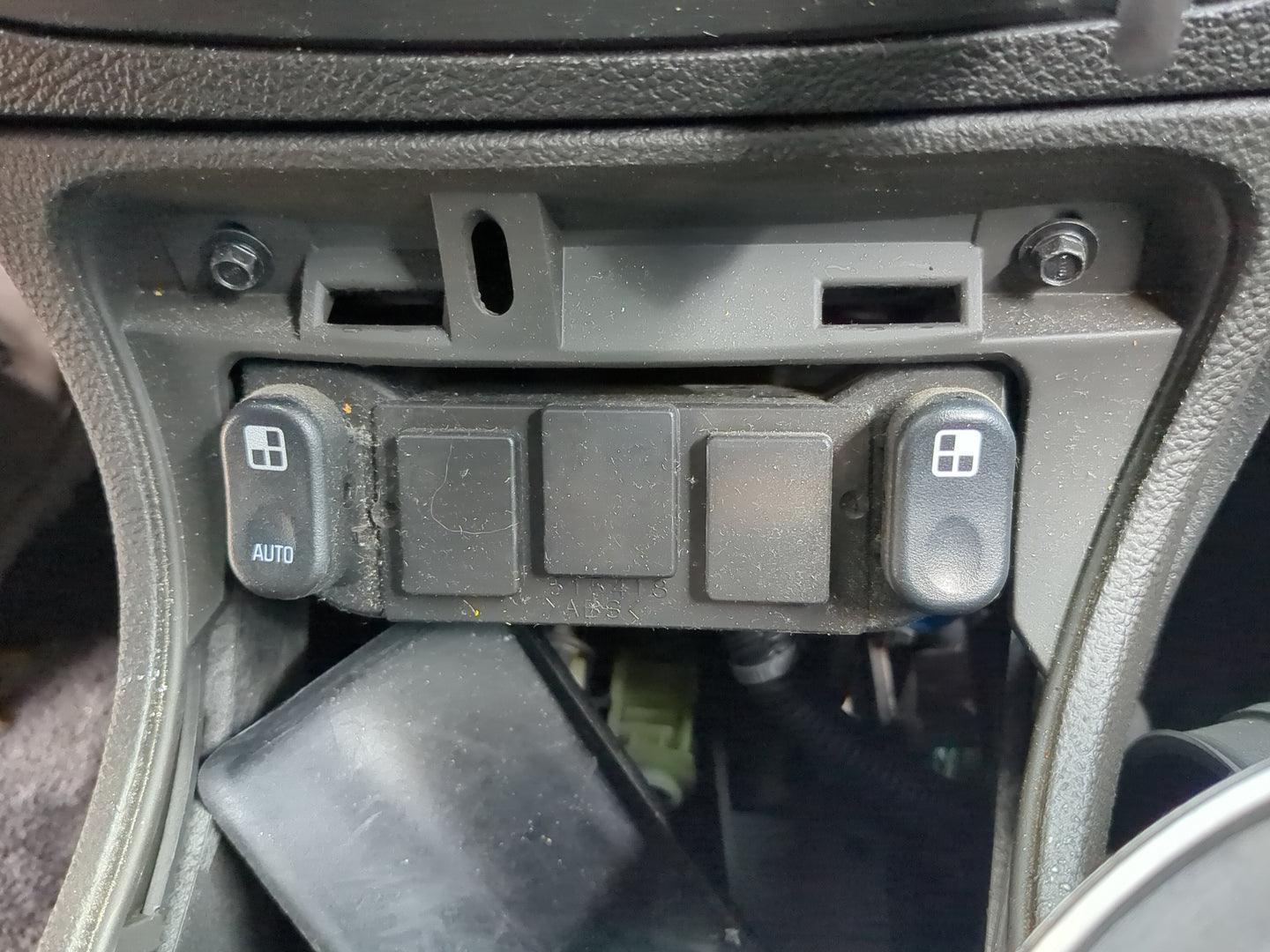 2006-2008 Chevrolet Hhr Master Power Window Switch Replacement Driver Side Left Fits Fits 2006 2007 2008 OEM Used Auto Parts