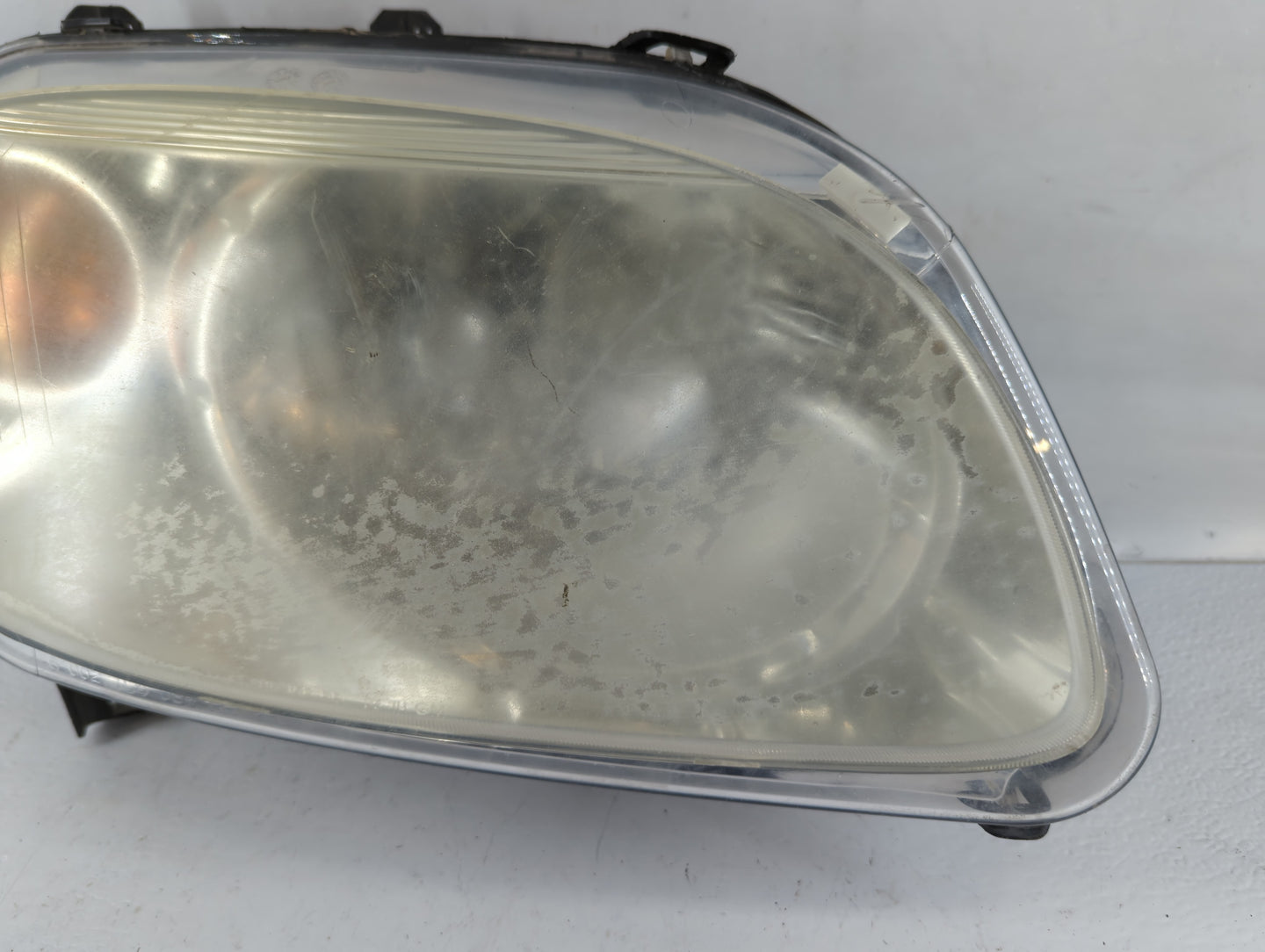 2006-2011 Chevrolet Hhr Passenger Right Oem Head Light Headlight Lamp - Oemusedautoparts1.com
