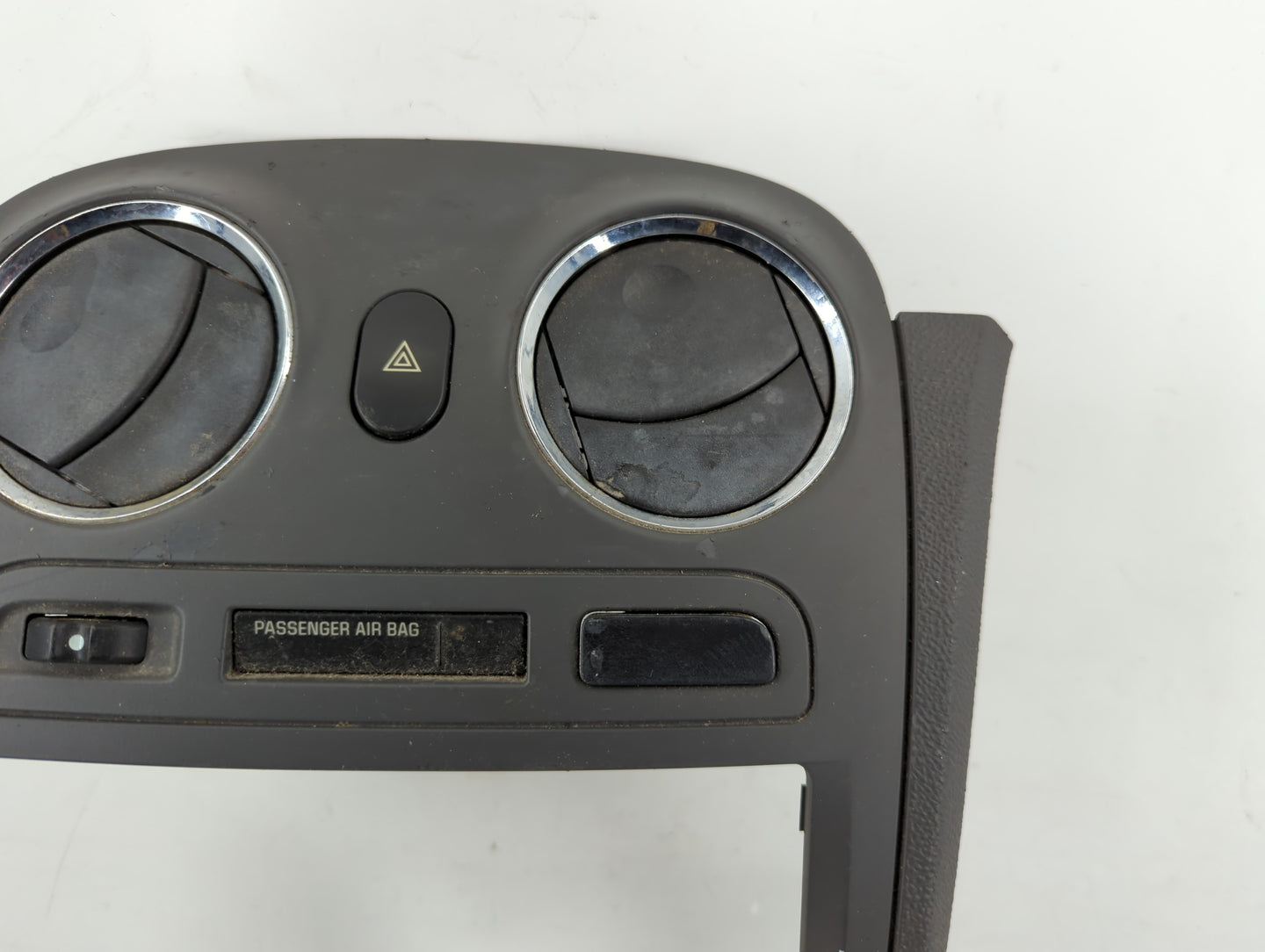 2006-2011 Chevrolet Hhr Air Bag Driver Left Steering Wheel Mounted - Oemusedautoparts1.com