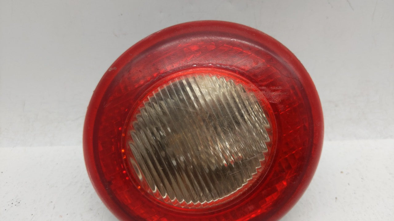 2008 Chevrolet Hhr Tail Light Assembly Passenger Right OEM P/N:25823015 15875484 Fits Fits 2006 2007 2009 2010 2011 OEM Used