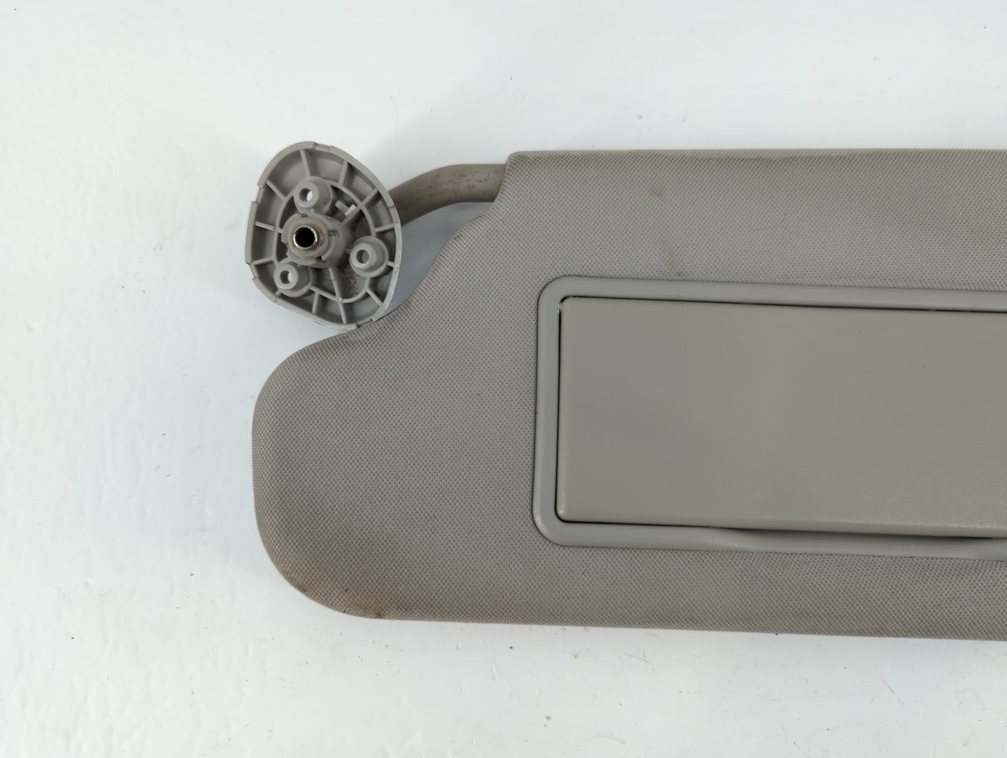 2006-2016 Chevrolet Impala Sun Visor Shade Replacement Driver Left Mirror Fits OEM Used Auto Parts - Oemusedautoparts1.com