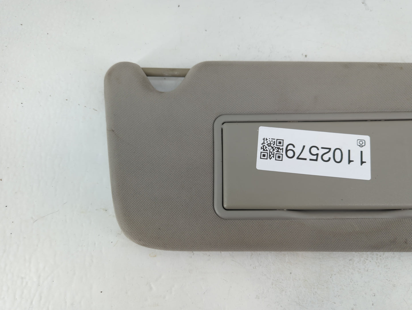 2006-2016 Chevrolet Impala Sun Visor Shade Replacement Passenger Right Mirror Fits OEM Used Auto Parts - Oemusedautoparts1.c