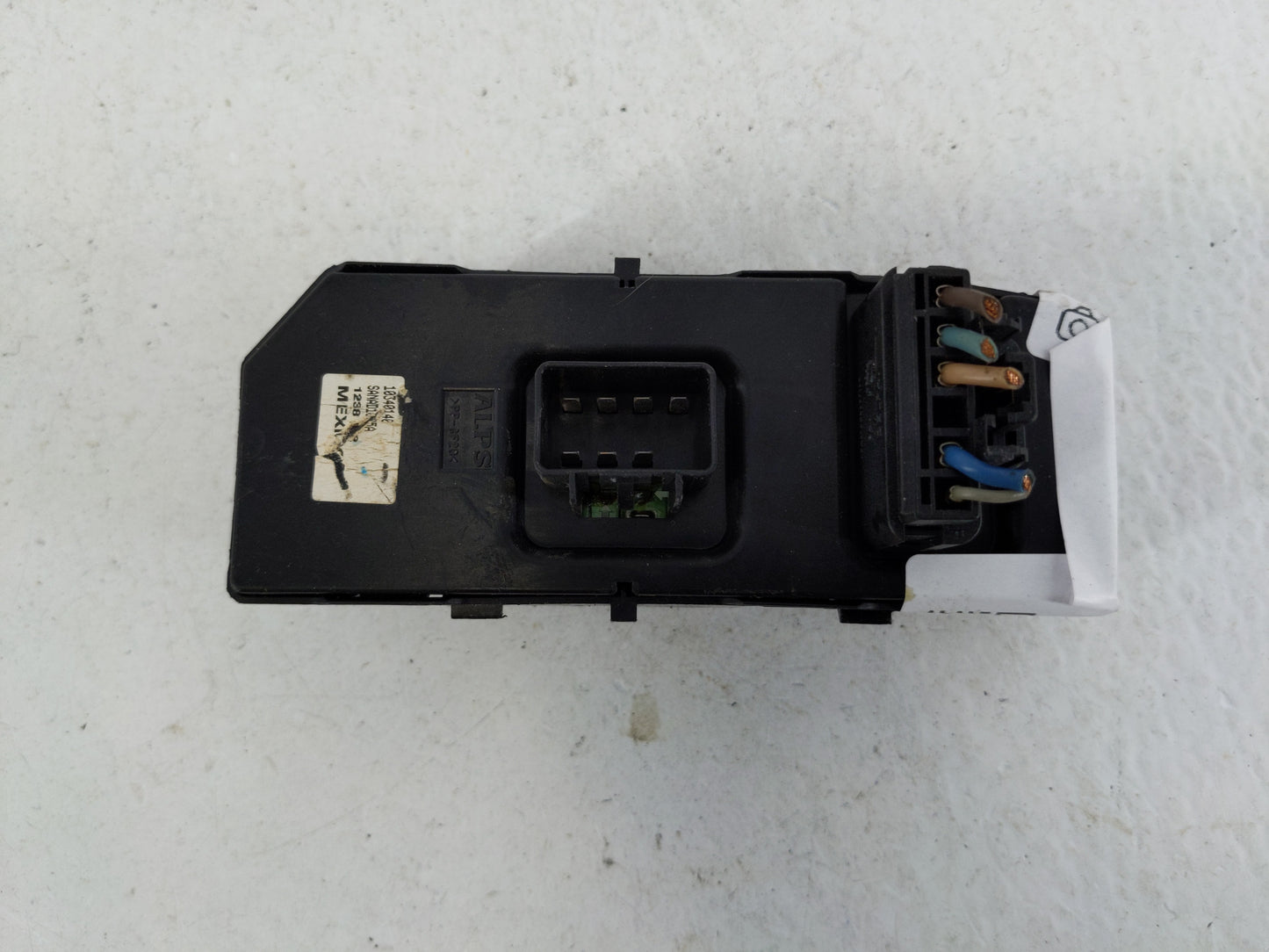 2000-2016 Chevrolet Impala Master Power Window Switch Replacement Driver Side Left P/N:10340140 Fits OEM Used Auto Parts - O