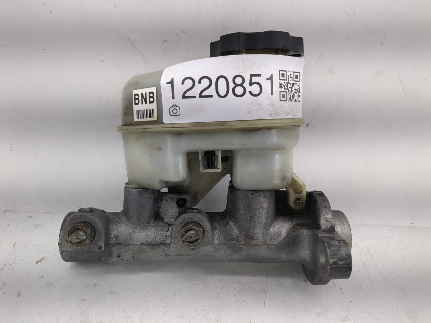 2006-2008 Chevrolet Impala Brake Master Cylinder - Oemusedautoparts1.com