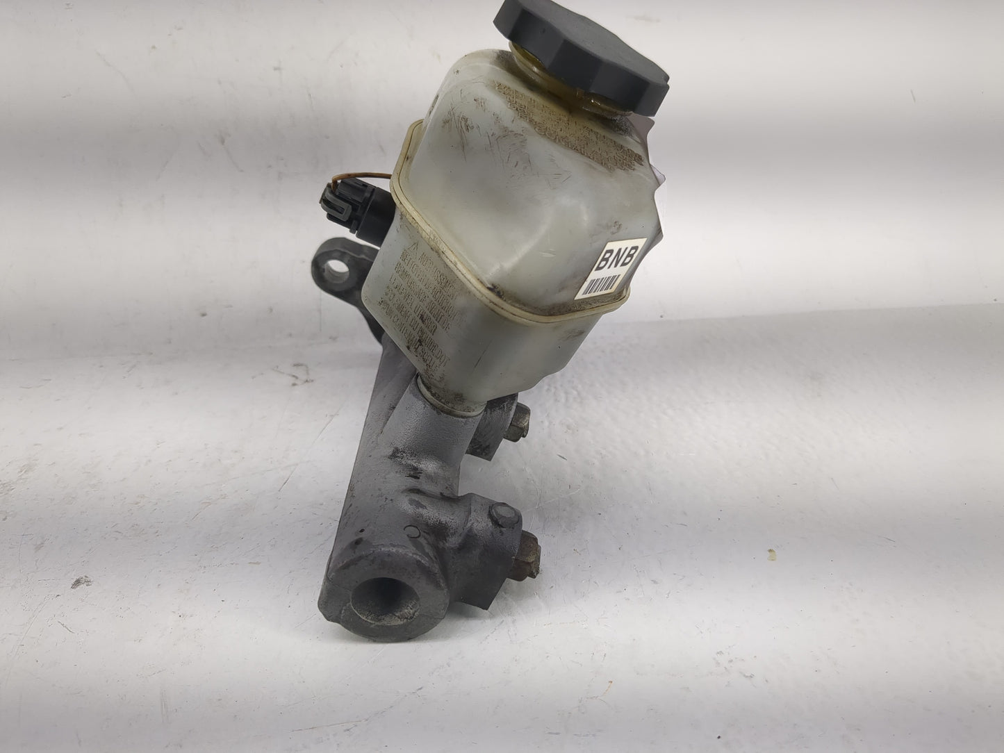 2006-2008 Chevrolet Impala Brake Master Cylinder - Oemusedautoparts1.com