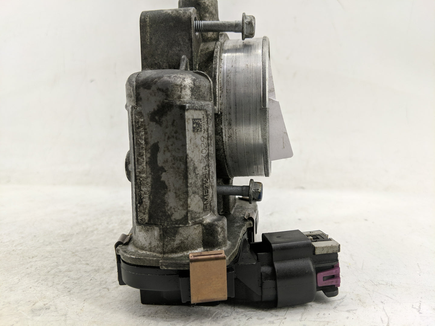 2006-2011 Chevrolet Impala Throttle Body Fits Fits 2006 2007 2008 2009 2010 2011 OEM Used Auto Parts - Oemusedautoparts1.com