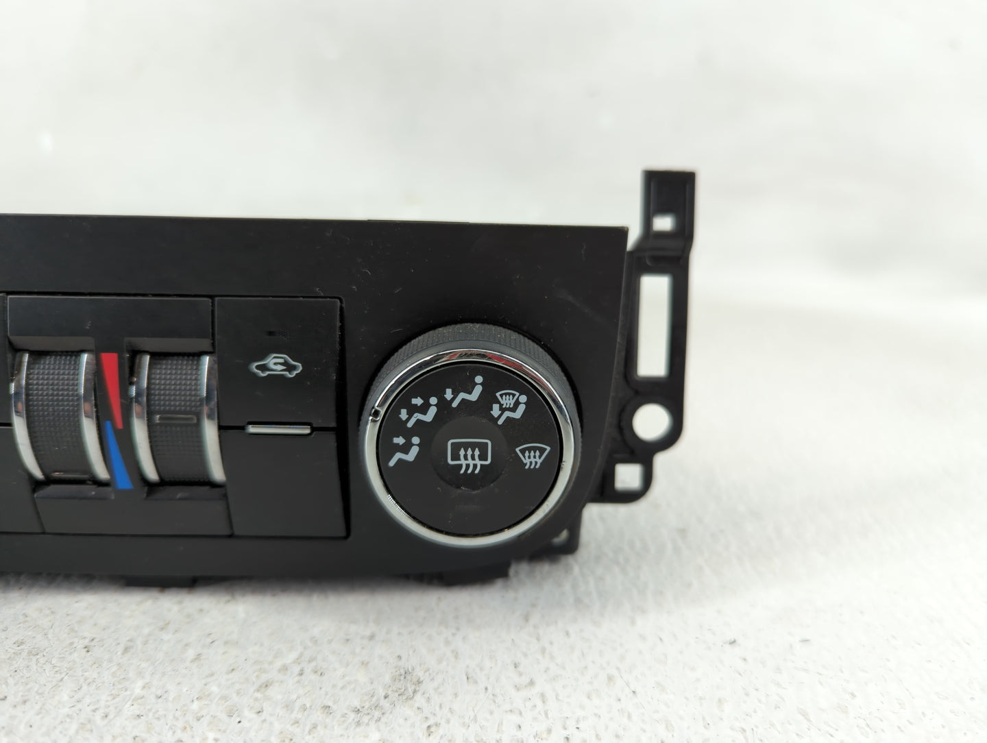 2006-2011 Chevrolet Impala Climate Control Module Temperature AC/Heater Replacement P/N:25882558 Fits OEM Used Auto Parts - 