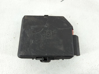 compare product 2008 Chevrolet Impala Fusebox Fuse Box Panel Relay Module P/N:13663438-01 Fits OEM Used Auto Parts