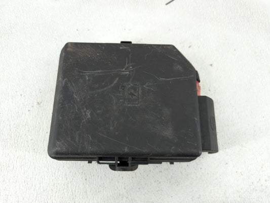 2008 Chevrolet Impala Fusebox Fuse Box Panel Relay Module P/N:13663438-01 Fits OEM Used Auto Parts - Oemusedautoparts1.com