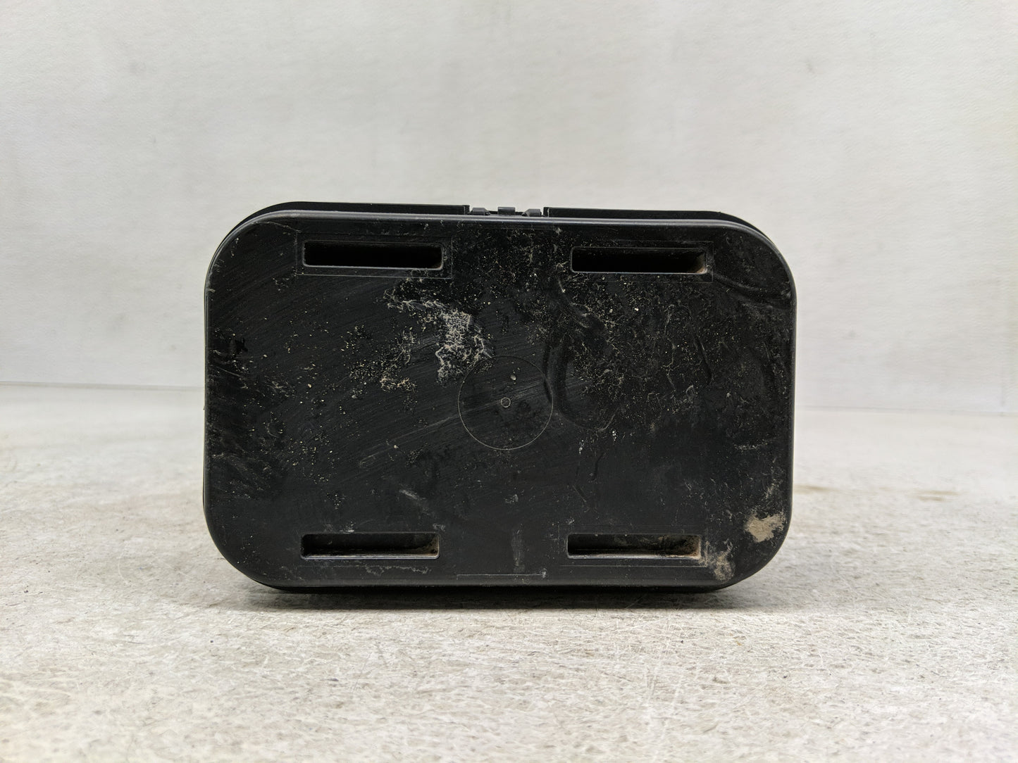 2008 Chevrolet Impala Fuel Vapor Charcoal Canister - Oemusedautoparts1.com