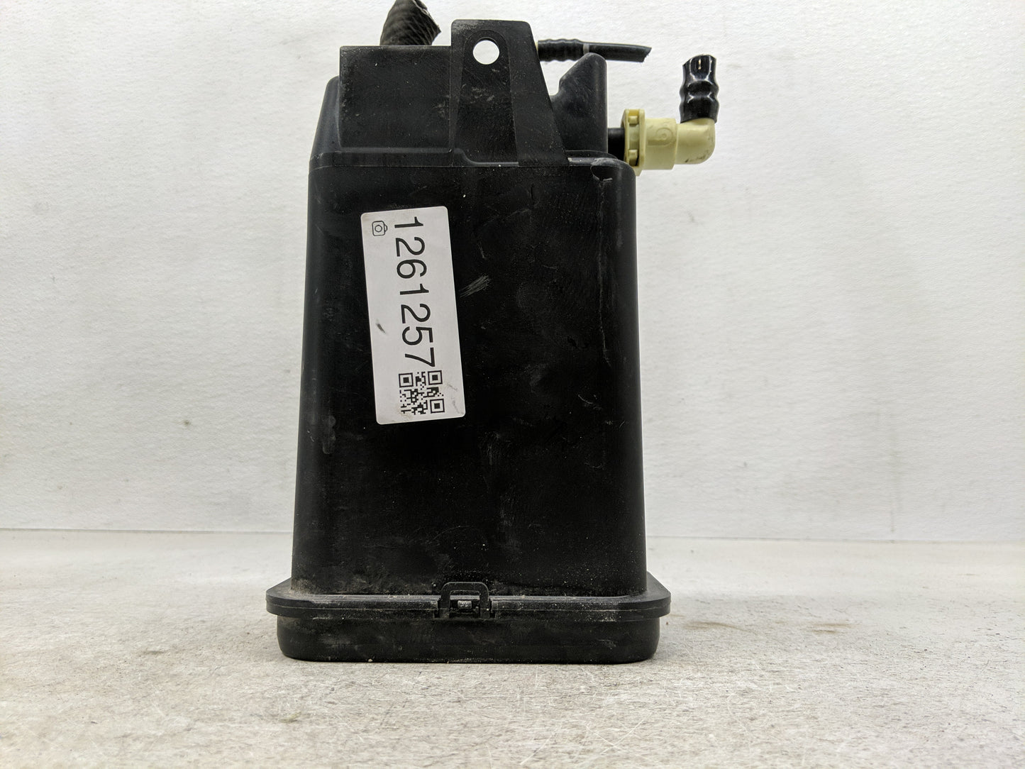 2008 Chevrolet Impala Fuel Vapor Charcoal Canister - Oemusedautoparts1.com