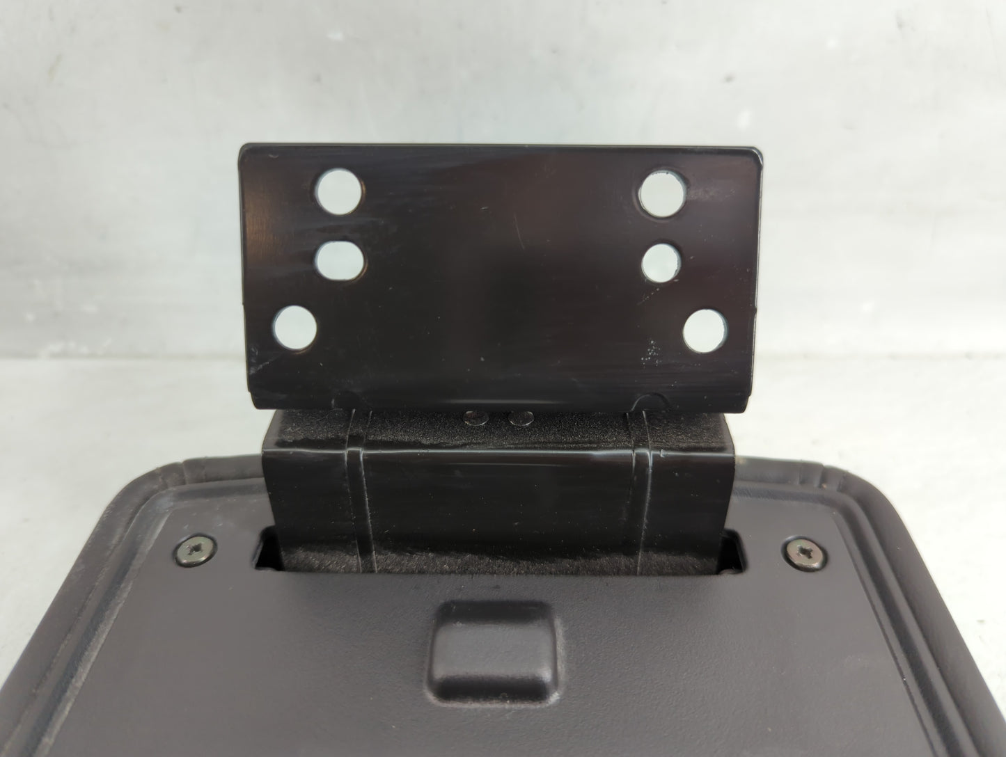 2008 Chevrolet Impala Center Console Armrest Cover Lid Fits OEM Used Auto Parts - Oemusedautoparts1.com