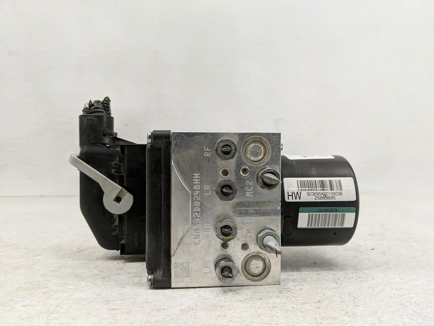 2008-2010 Chevrolet Impala ABS Pump Control Module Replacement P/N:16489103 25863696 Fits Fits 2008 2009 2010 OEM Used Auto 