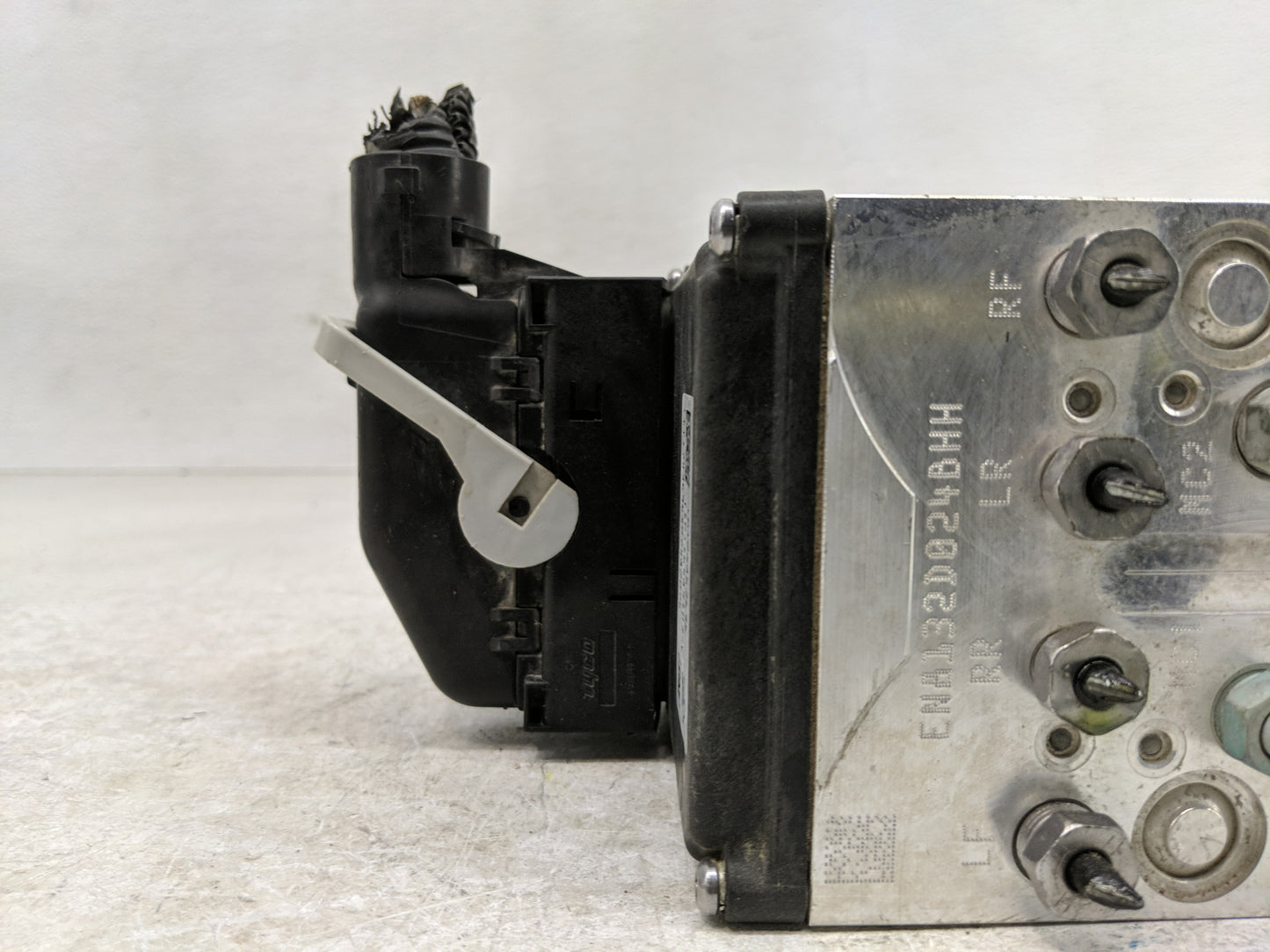 2008-2010 Chevrolet Impala ABS Pump Control Module Replacement P/N:16489103 25863696 Fits Fits 2008 2009 2010 OEM Used Auto 