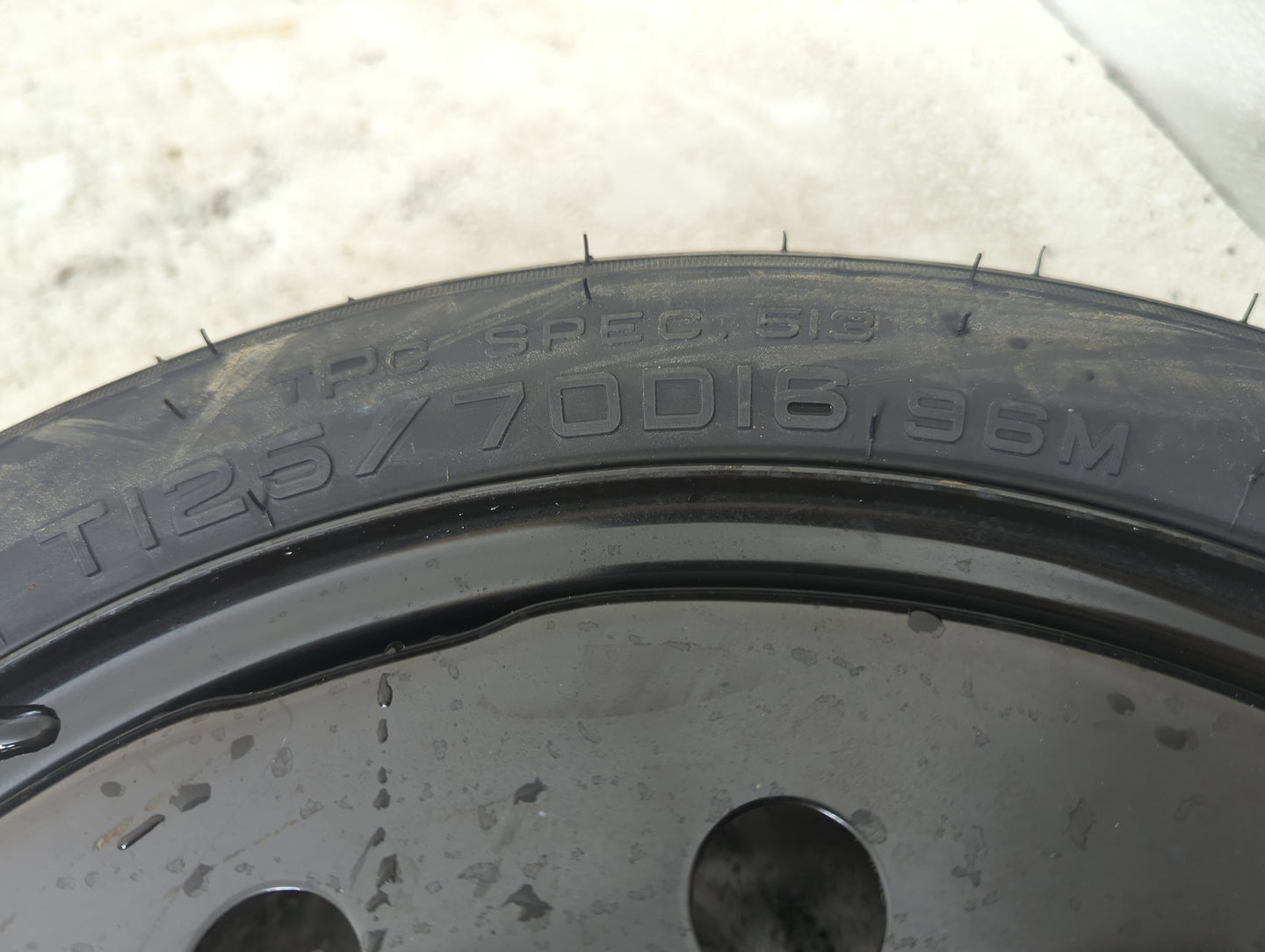 2000-2016 Chevrolet Impala Spare Donut Tire Wheel Rim Oem 1302996 - Oemusedautoparts1.com
