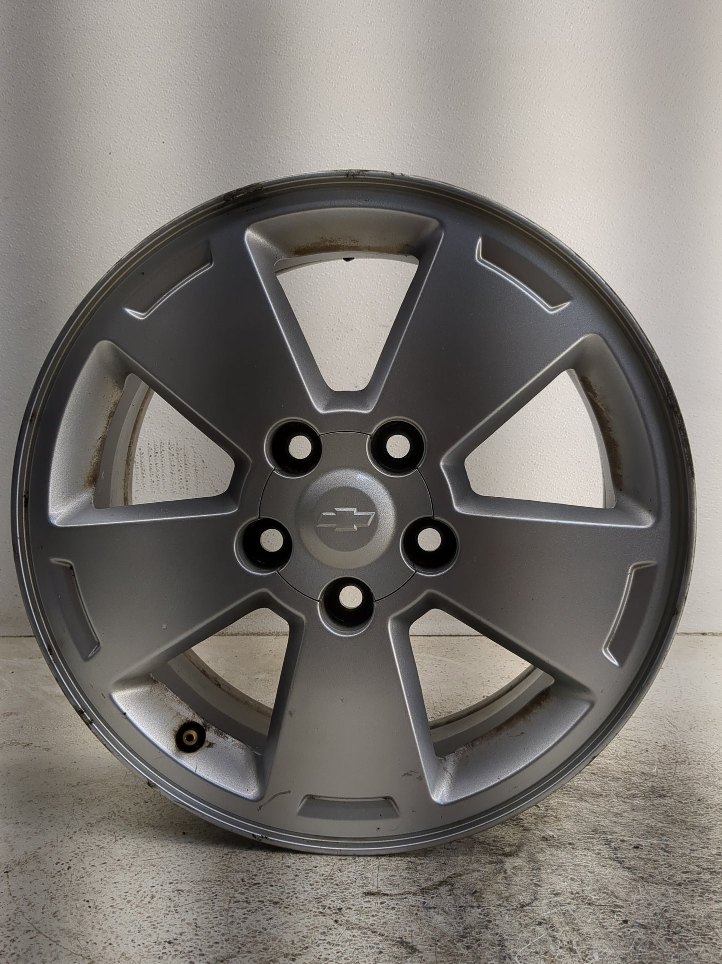 2006-2012 Chevrolet Impala Oem Wheel Rim 1352035 - Oemusedautoparts1.com