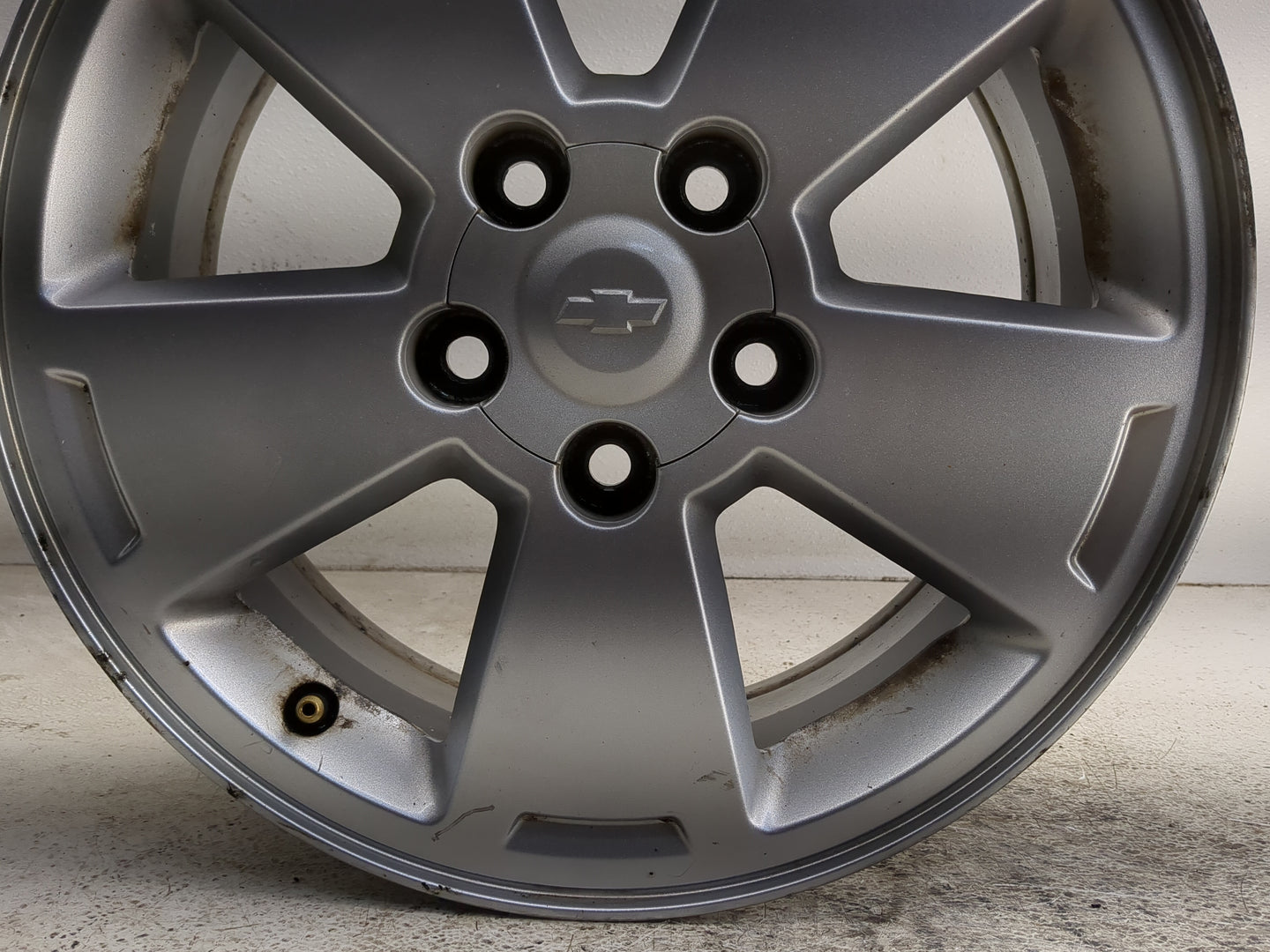 2006-2012 Chevrolet Impala Oem Wheel Rim 1352035 - Oemusedautoparts1.com