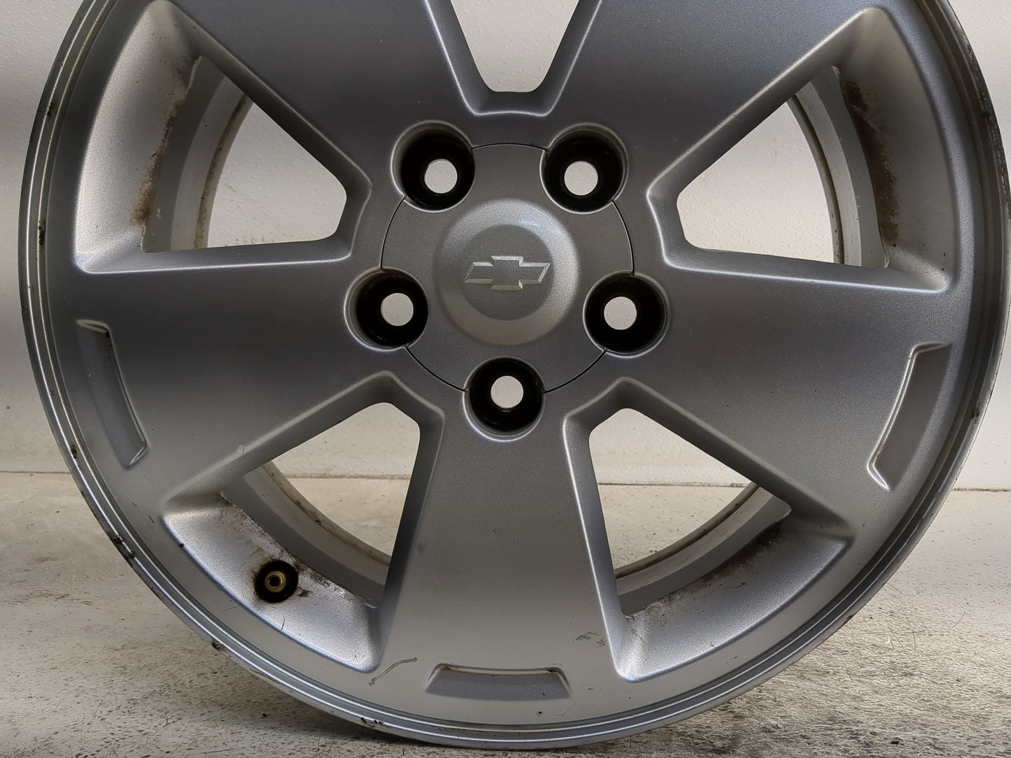 2006-2012 Chevrolet Impala Oem Wheel Rim 1352035 - Oemusedautoparts1.com