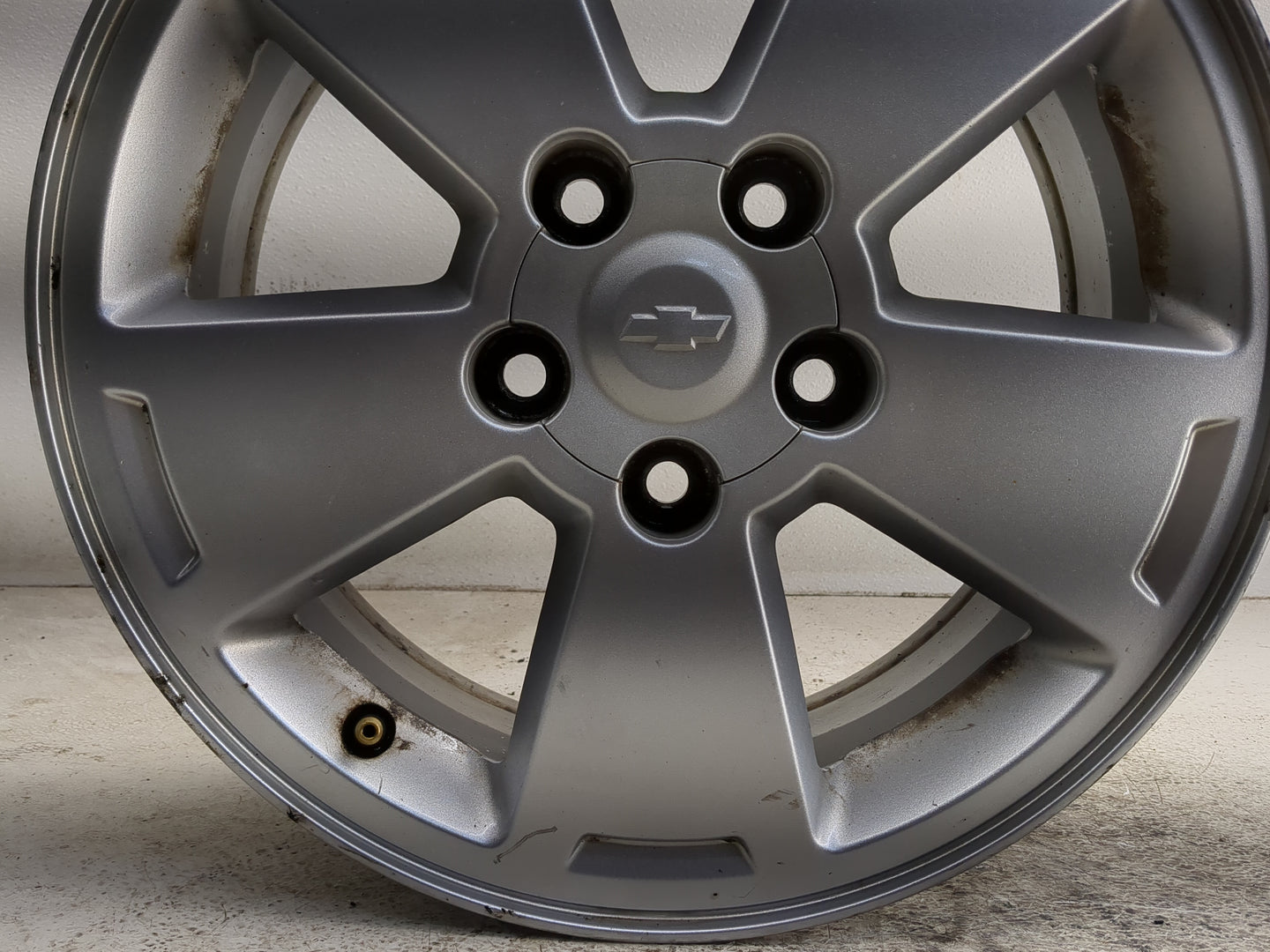 2006-2012 Chevrolet Impala Oem Wheel Rim 1352035 - Oemusedautoparts1.com
