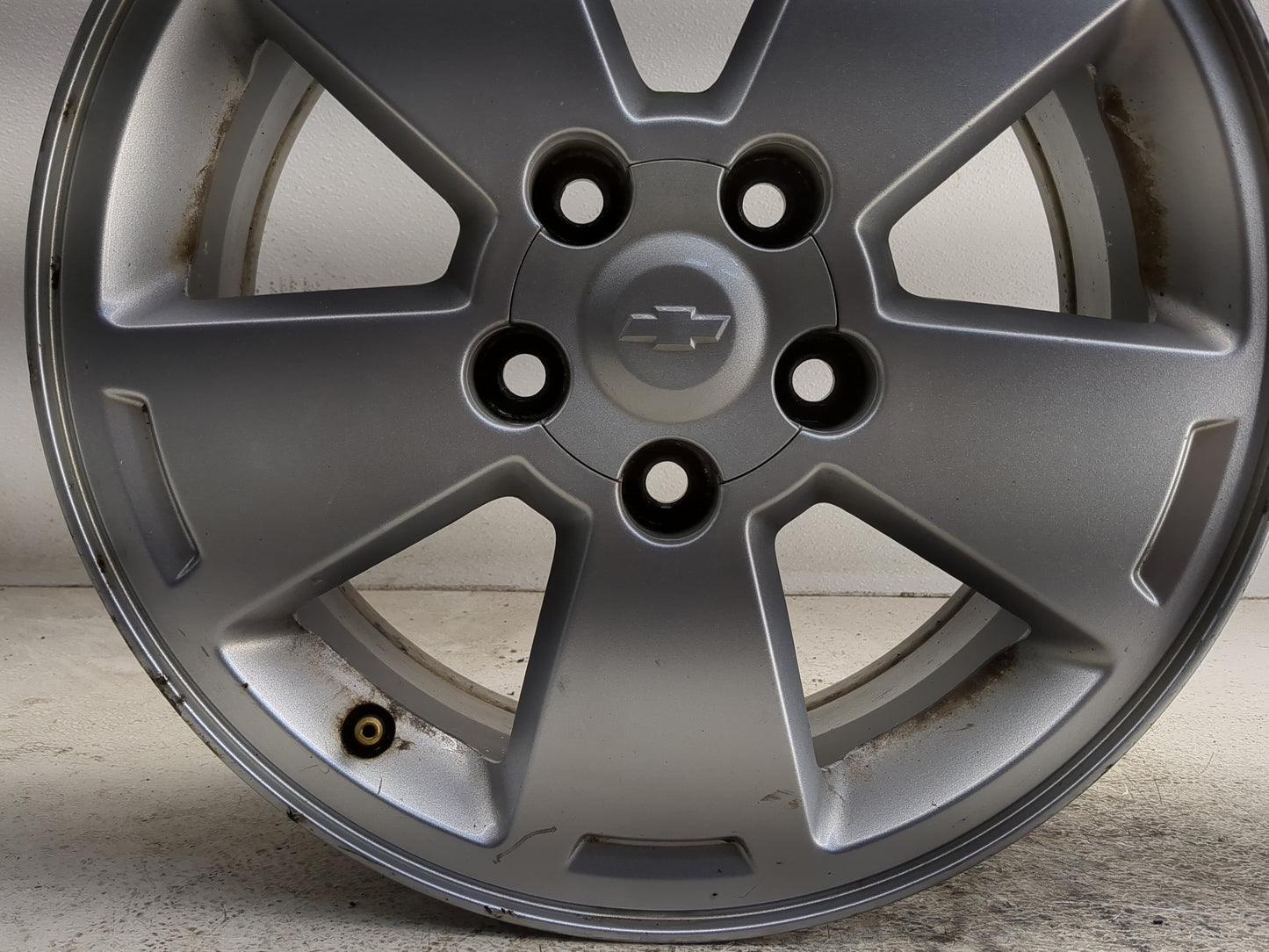 2006-2012 Chevrolet Impala Oem Wheel Rim 1352035 - Oemusedautoparts1.com