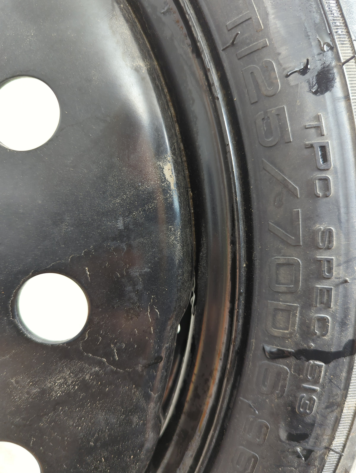 2000-2016 Chevrolet Impala Spare Donut Tire Wheel Rim Oem 1352036 - Oemusedautoparts1.com
