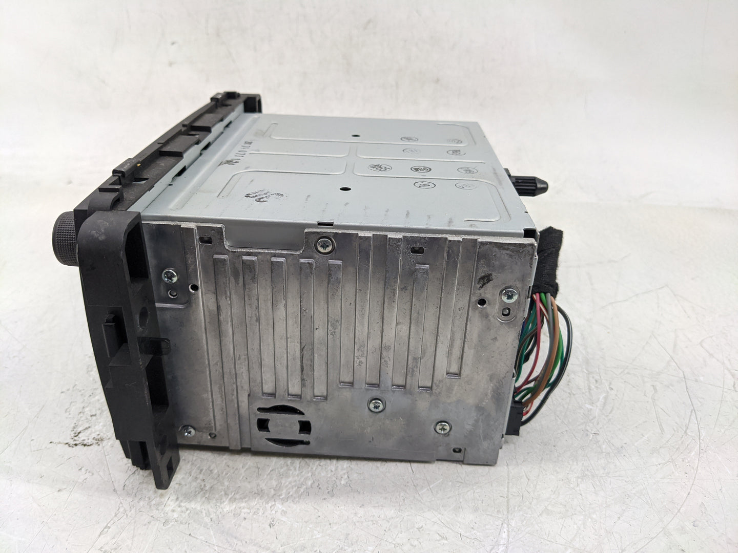 2006-2016 Chevrolet Impala Radio AM FM Cd Player Receiver Replacement P/N:25887147 Fits OEM Used Auto Parts - Oemusedautopar