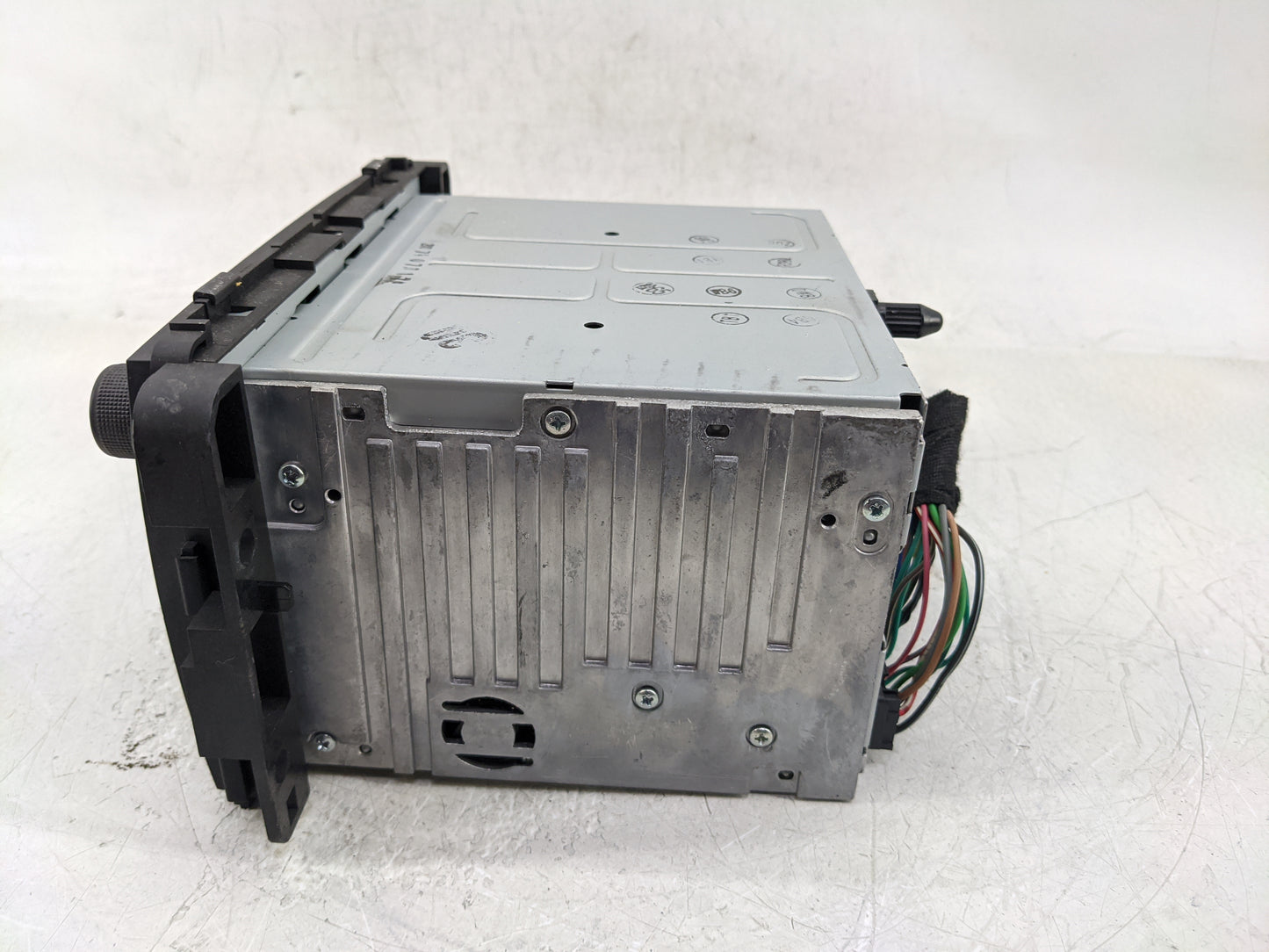 2006-2016 Chevrolet Impala Radio AM FM Cd Player Receiver Replacement P/N:25887147 Fits OEM Used Auto Parts - Oemusedautopar