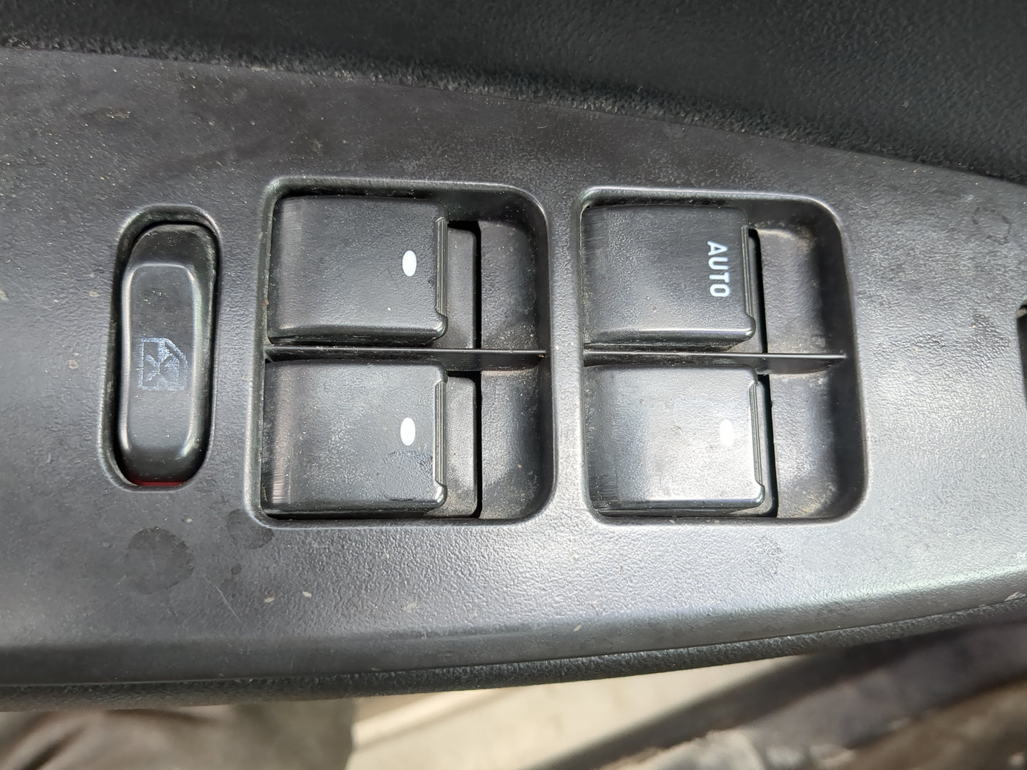 2006-2008 Chevrolet Impala Master Power Window Switch Replacement Driver Side Left Fits Fits 2006 2007 2008 OEM Used Auto Pa