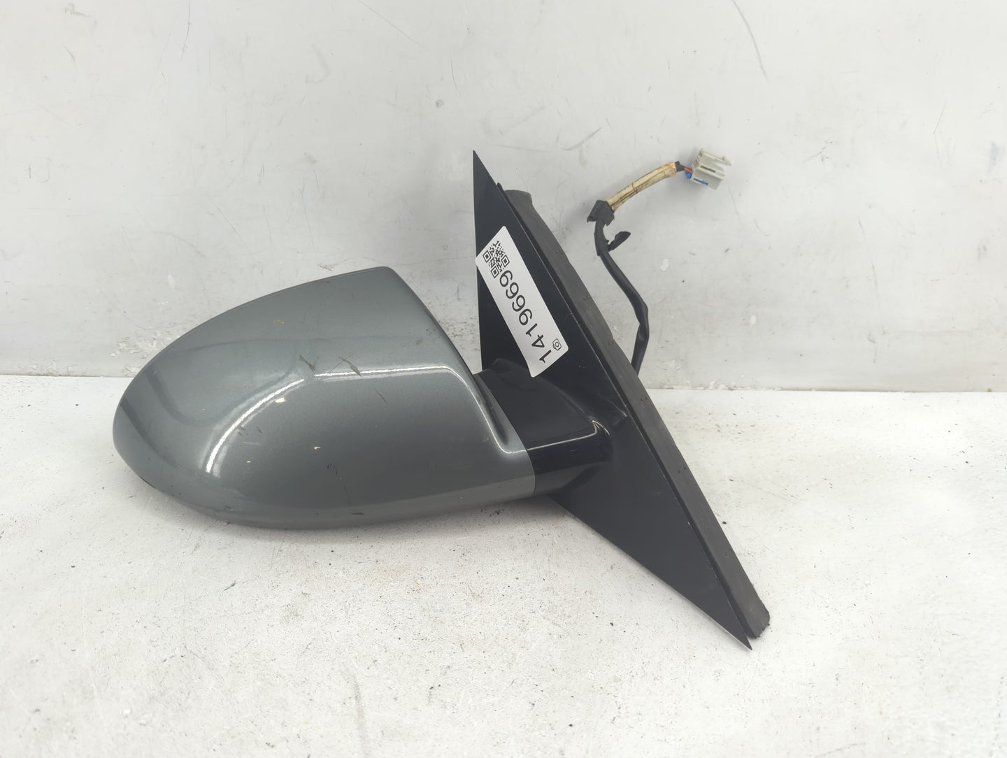 2006-2016 Chevrolet Impala Passenger Side View Mirror - Right Door Mirror OEM Used - Oemusedautoparts1.com