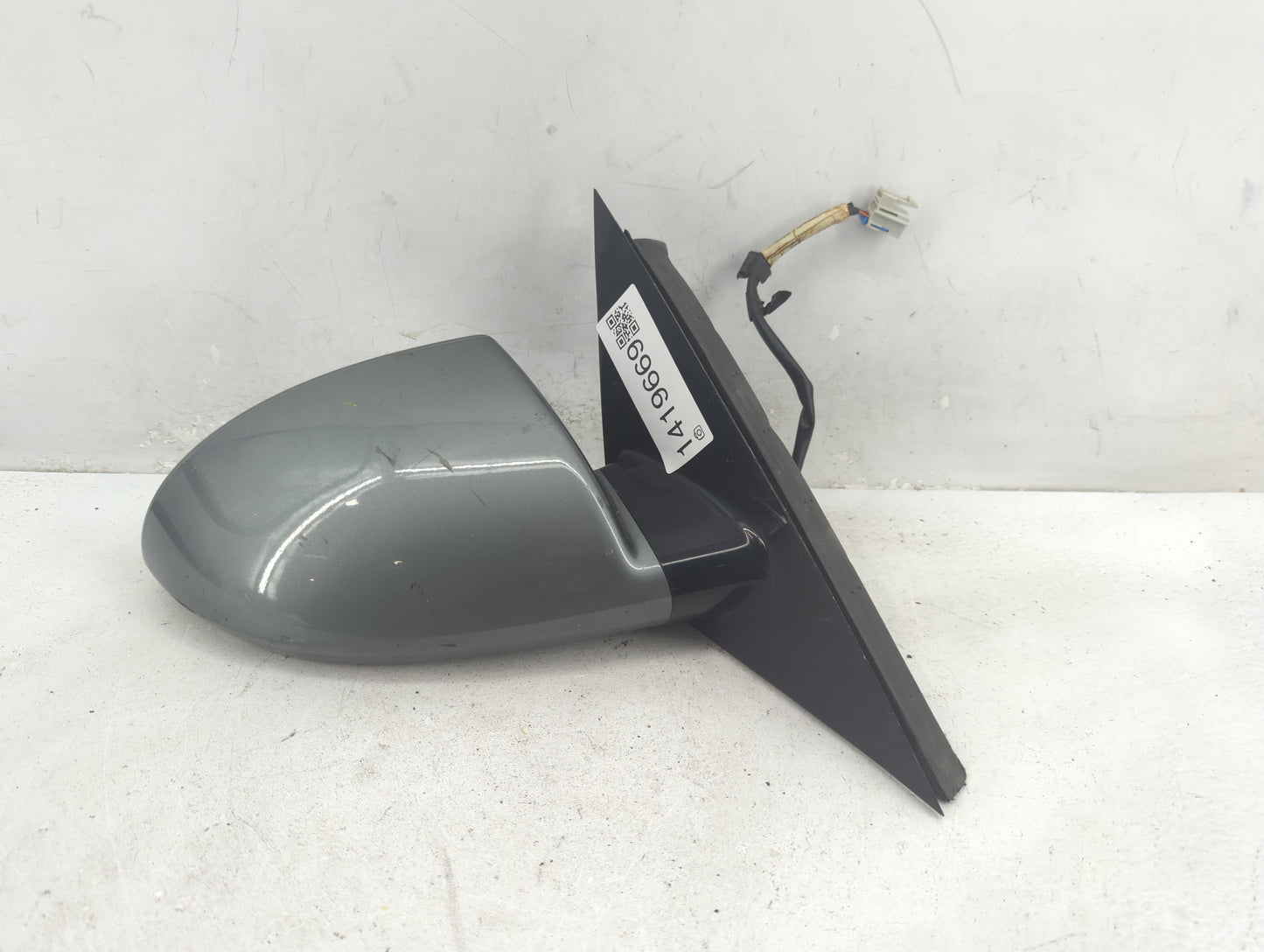 2006-2016 Chevrolet Impala Passenger Side View Mirror - Right Door Mirror OEM Used - Oemusedautoparts1.com