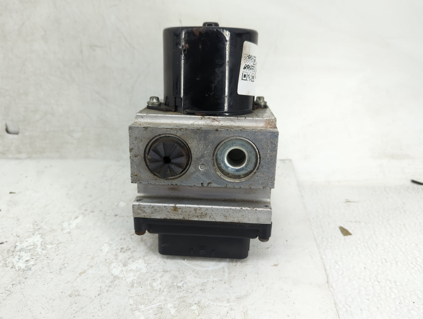 2008-2011 Chevrolet Impala ABS Pump Control Module Replacement P/N:25894183 Fits Fits 2008 2009 2010 2011 OEM Used Auto Part