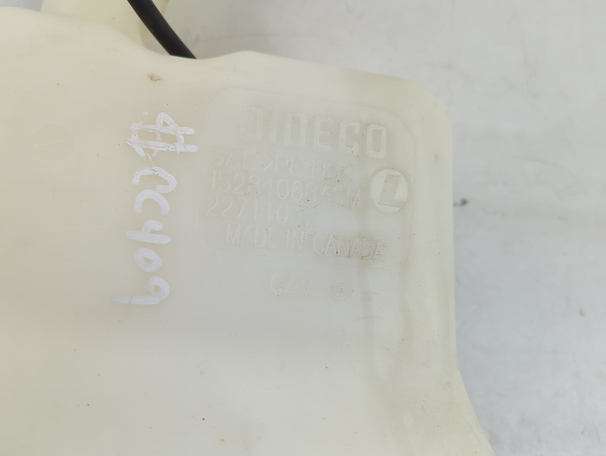 2006-2016 Chevrolet Impala Windshield Washer Fluid Reservoir Bottle 1449157 - Oemusedautoparts1.com