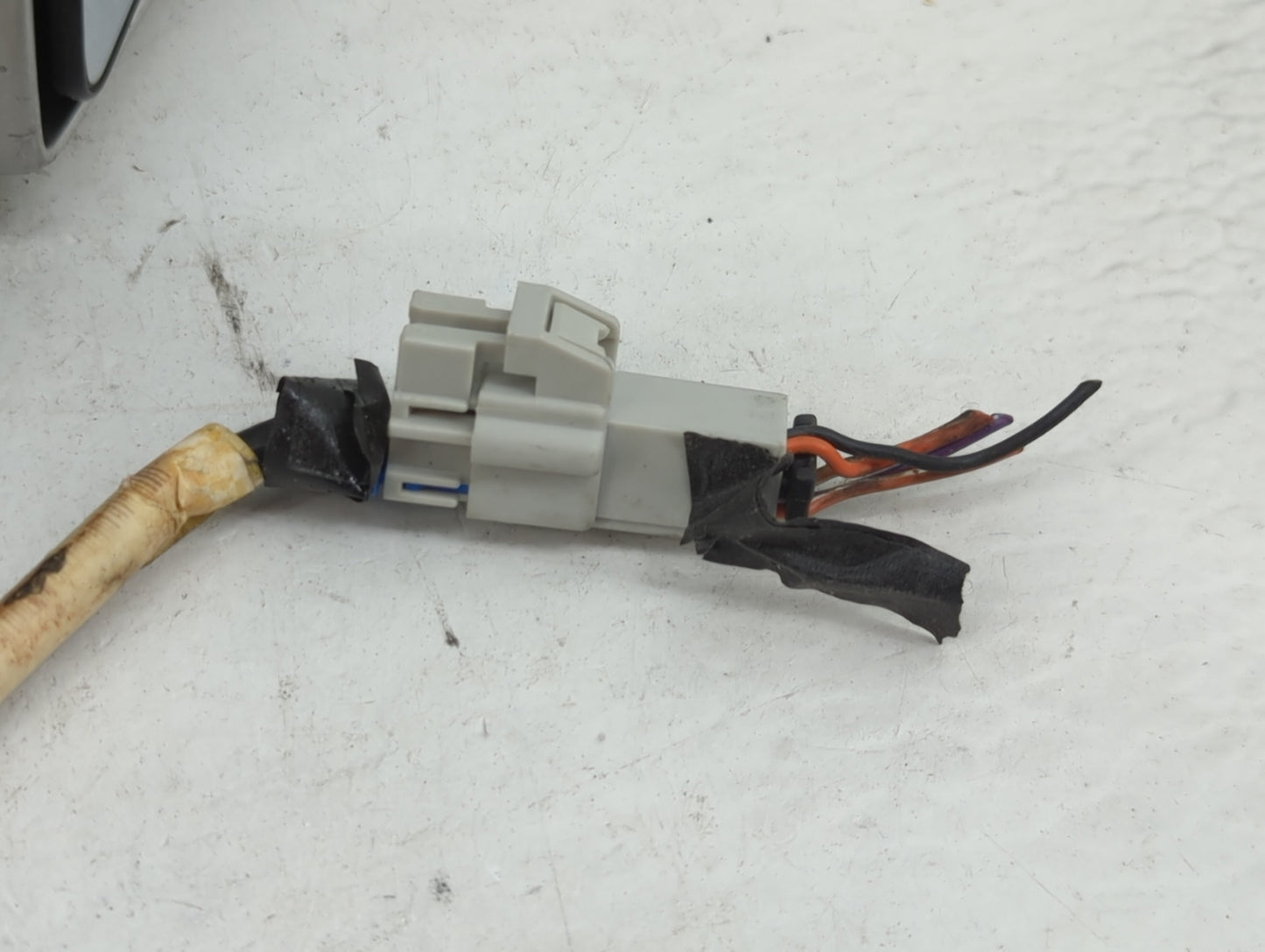 2006-2016 Chevrolet Impala Passenger Side View Mirror - Right Door Mirror OEM Used - Oemusedautoparts1.com